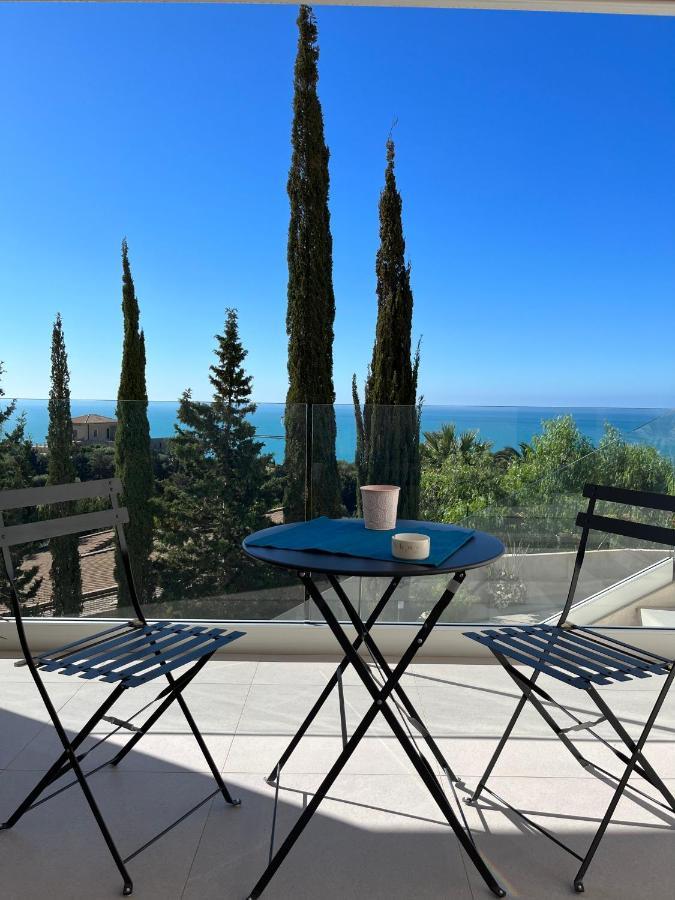 Il Mare Di Giu Boutique Guesthouse Licata Eksteriør billede