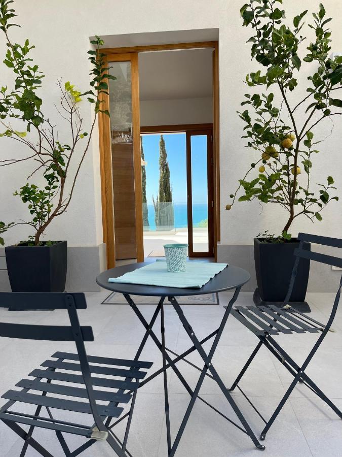 Il Mare Di Giu Boutique Guesthouse Licata Eksteriør billede