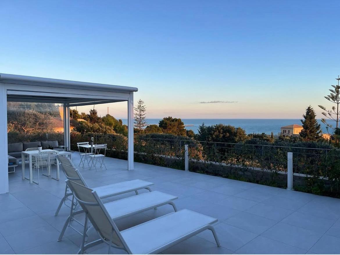 Il Mare Di Giu Boutique Guesthouse Licata Eksteriør billede